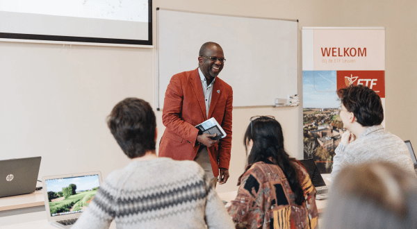 Joseph Bosco Bangura enseigne à la Faculté de théologie évangélique de Louvain (ETF) en Belgique.