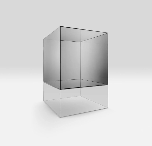 Larry Bell, Glass Cube, 1984, film métallique sur verre et laiton chromé 36 x 36 x 36 in.